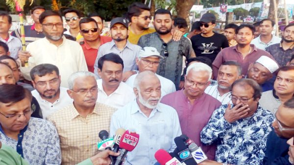 আওয়ামী লীগ দেশে একদলীয় শাসন কায়েম করছে: মঈন খান - Natun Sylhet