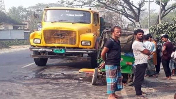 সিলেট-ঢাকা মহাসড়কে দুর্ঘটনায় নিহত ২, আহত ৩ - Natun Sylhet