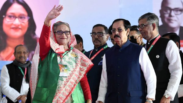 নতুন নেতৃত্ব আসুক সেটাই আমি চাই : শেখ হাসিনা - Natun Sylhet