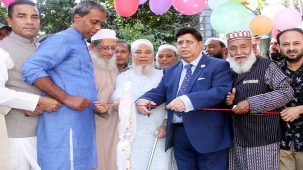হাউজিং এস্টেটে মসজিদের পুনঃনির্মাণ কাজের উদ্বোধন করলেন পররাষ্ট্রমন্ত্রী - Natun Sylhet