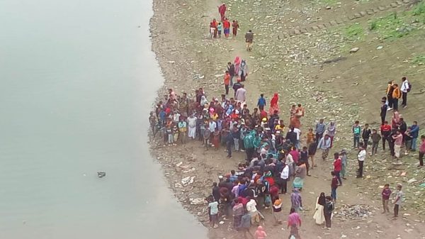 কাজির বাজার সেতুর নিচে বস্তাবন্দি লাশ - Natun Sylhet