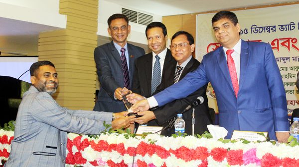 সেরা ভ্যাট করদাতার পুরস্কার পেলো সিলেট ক্যাবল সিস্টেম প্রাইভেট লিঃ - Natun Sylhet