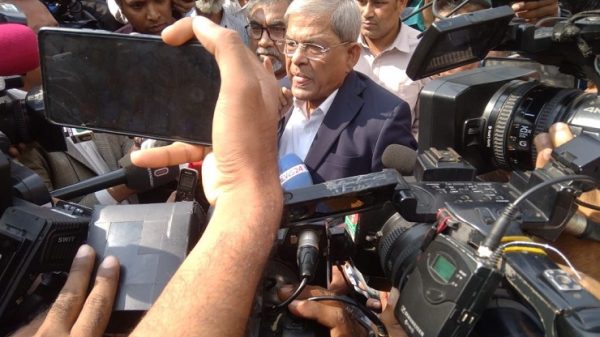 আটকে গেলেন বিএনপি মহাসচিব মির্জা ফখরুল - Natun Sylhet