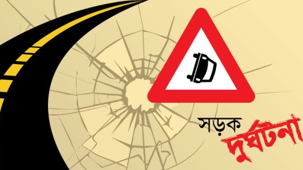 সিলেট-ঢাকা মহাসড়কে গাছের সাথে বাসের ধাক্কা, রক্ষা পেলেন ৪০ যাত্রী - Natun Sylhet