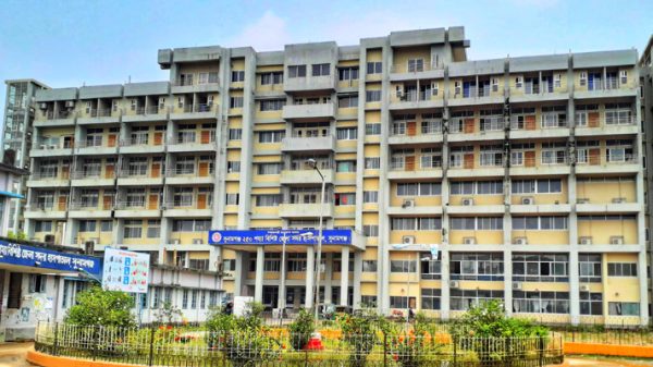 সুনামগঞ্জ সরকারি হাসপাতালের ওষুধ পাচার, ৫ সদস্যের তদন্ত কমিটি - Natun Sylhet