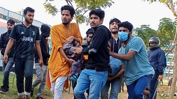 সিকৃবিতে ছাত্রলীগের দু’গ্রুপের সংঘর্ষে আহত ১০ - Natun Sylhet
