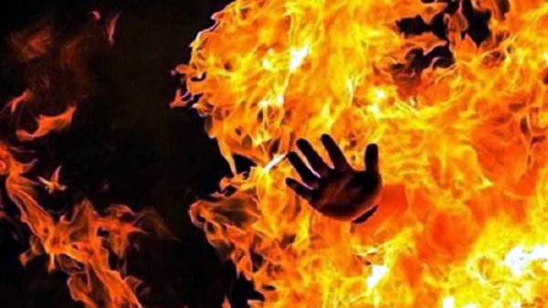 গ্যাস সিলিন্ডার বিস্ফোরণে শিশুসহ একই পরিবারের ৫ জন দগ্ধ - Natun Sylhet